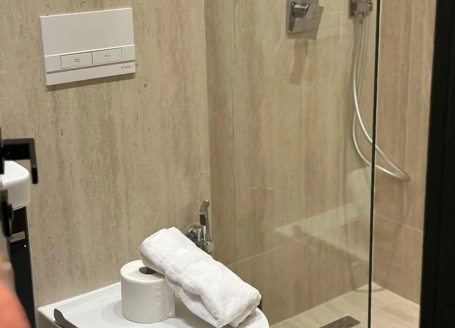 Sols Center Rooms Tirana 0*,  Albania