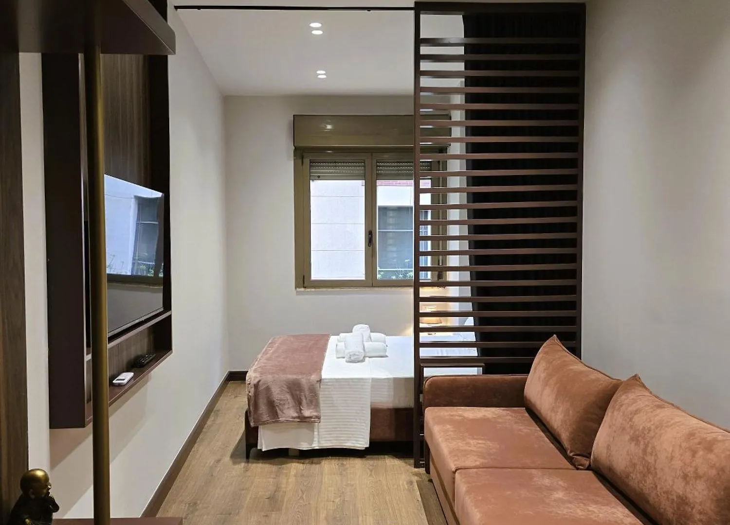 Sols Center Rooms Tirana