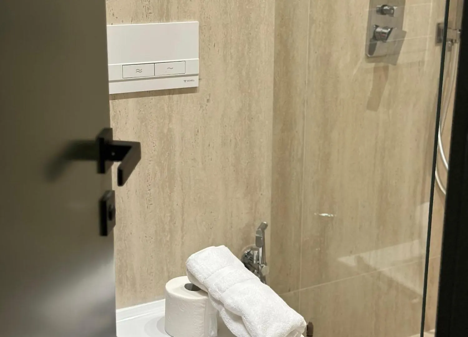 Sols Center Rooms Tirana Albania